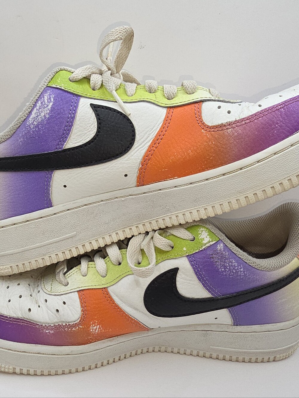 Nike Women's 10 Air Force 1 Low Multi-Color Gradient - Picture 5 of 8